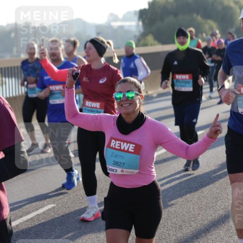 03.10.2025 - Köhlbrandbrückenlauf Jannik Wohlers http://msf.ph/oto/9052986 03.10.2025 09:19:44 Position 3 2000, 3827, 3653 meine-sportfotos.de