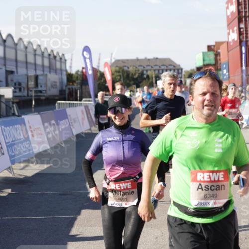 03.10.2025 - Köhlbrandbrückenlauf Jannik Wohlers http://msf.ph/oto/9053102 03.10.2025 13:09:21 Ziel 4129, 4134, 4212, 4334, 4377, 4486, 4681, 4901, 5061, 5352, 5740, 6037, 6062, 6349, 6562, 6661, 6743 meine-sportfotos.de