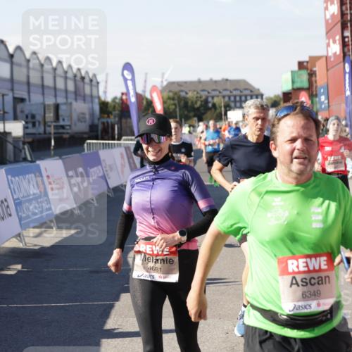 03.10.2025 - Köhlbrandbrückenlauf Jannik Wohlers http://msf.ph/oto/9053113 03.10.2025 13:09:21 Ziel 4129, 4134, 4212, 4334, 4377, 4486, 4681, 4901, 5061, 5352, 5740, 6037, 6062, 6349, 6562, 6661, 6743 meine-sportfotos.de