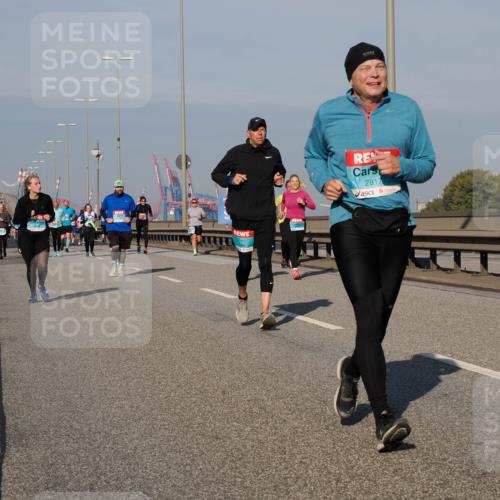 03.10.2025 - Köhlbrandbrückenlauf Fabian Wolf http://msf.ph/oto/9053146 03.10.2025 10:02:27 Position 3 2817, 2424 meine-sportfotos.de