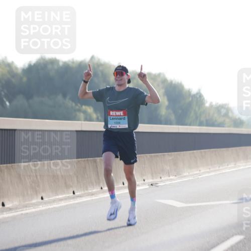03.10.2025 - Köhlbrandbrückenlauf Jannik Wohlers http://msf.ph/oto/9053155 03.10.2025 09:10:37 Position 3 1008 meine-sportfotos.de