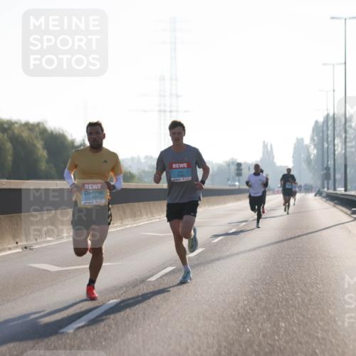 03.10.2025 - Köhlbrandbrückenlauf Jannik Wohlers http://msf.ph/oto/9053239 03.10.2025 09:10:40 Position 3 3590 meine-sportfotos.de