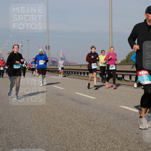 03.10.2025 - Köhlbrandbrückenlauf Fabian Wolf http://msf.ph/oto/9053266 03.10.2025 10:02:29 Position 3 3786 meine-sportfotos.de
