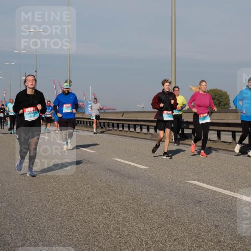 03.10.2025 - Köhlbrandbrückenlauf Fabian Wolf http://msf.ph/oto/9053304 03.10.2025 10:02:30 Position 3 3555 meine-sportfotos.de