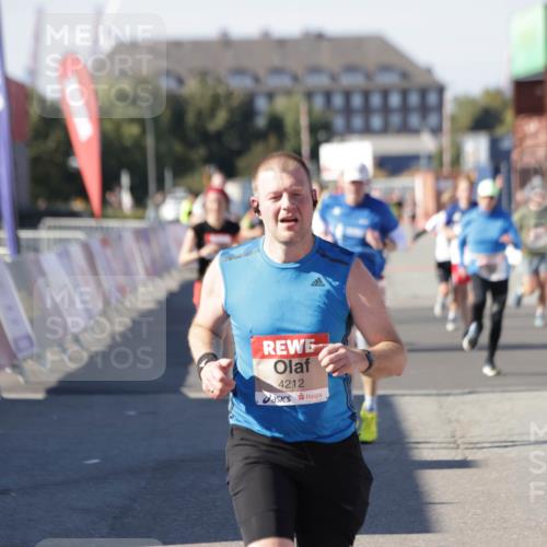 03.10.2025 - Köhlbrandbrückenlauf Jannik Wohlers http://msf.ph/oto/9053309 03.10.2025 13:09:26 Ziel 4129, 4134, 4212, 4298, 4334, 4681, 5061, 5352, 6037, 6062, 6349, 6481, 6661, 6667, 6743 meine-sportfotos.de