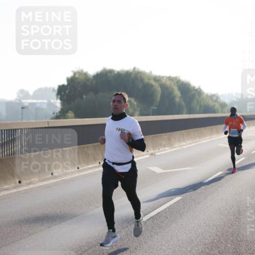 03.10.2025 - Köhlbrandbrückenlauf Jannik Wohlers http://msf.ph/oto/9053343 03.10.2025 09:10:47 Position 3  meine-sportfotos.de