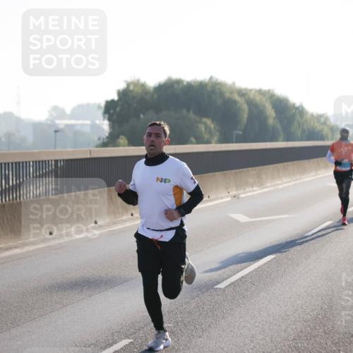 03.10.2025 - Köhlbrandbrückenlauf Jannik Wohlers http://msf.ph/oto/9053368 03.10.2025 09:10:47 Position 3  meine-sportfotos.de