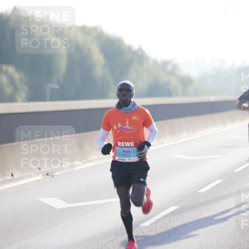 03.10.2025 - Köhlbrandbrückenlauf Jannik Wohlers http://msf.ph/oto/9053380 03.10.2025 09:10:48 Position 3 3714 meine-sportfotos.de