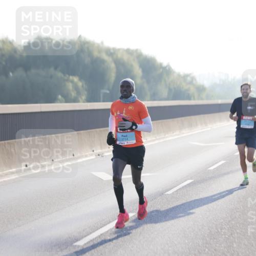 03.10.2025 - Köhlbrandbrückenlauf Jannik Wohlers http://msf.ph/oto/9053419 03.10.2025 09:10:49 Position 3 3714 meine-sportfotos.de