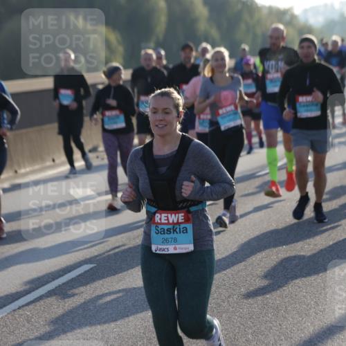 03.10.2025 - Köhlbrandbrückenlauf Jannik Wohlers http://msf.ph/oto/9053429 03.10.2025 09:19:55 Position 3 2678 meine-sportfotos.de
