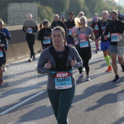03.10.2025 - Köhlbrandbrückenlauf Jannik Wohlers http://msf.ph/oto/9053454 03.10.2025 09:19:55 Position 3 2678 meine-sportfotos.de