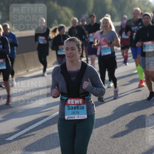 03.10.2025 - Köhlbrandbrückenlauf Jannik Wohlers http://msf.ph/oto/9053458 03.10.2025 09:19:55 Position 3 2678 meine-sportfotos.de