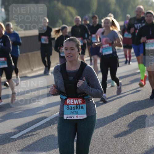03.10.2025 - Köhlbrandbrückenlauf Jannik Wohlers http://msf.ph/oto/9053464 03.10.2025 09:19:55 Position 3 2678 meine-sportfotos.de