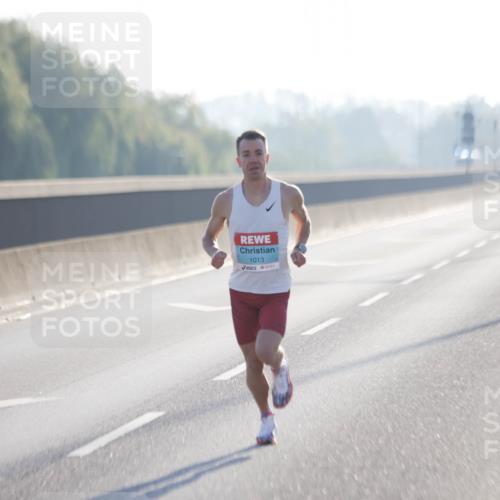03.10.2025 - Köhlbrandbrückenlauf Jannik Wohlers http://msf.ph/oto/9053680 03.10.2025 09:10:57 Position 3 1013 meine-sportfotos.de