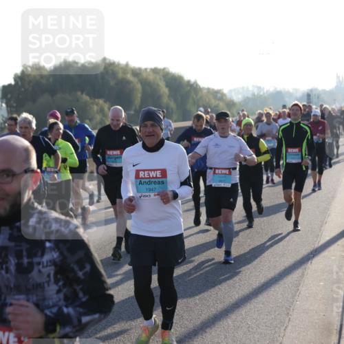 03.10.2025 - Köhlbrandbrückenlauf Jannik Wohlers http://msf.ph/oto/9053773 03.10.2025 09:20:02 Position 3 1947 meine-sportfotos.de