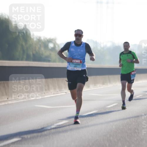 03.10.2025 - Köhlbrandbrückenlauf Jannik Wohlers http://msf.ph/oto/9053843 03.10.2025 09:11:29 Position 3 1041 meine-sportfotos.de