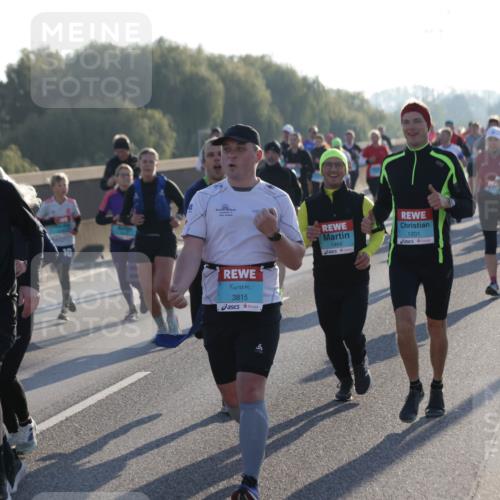 03.10.2025 - Köhlbrandbrückenlauf Jannik Wohlers http://msf.ph/oto/9053863 03.10.2025 09:20:04 Position 3 1848, 10, 3815, 1464, 1201 meine-sportfotos.de