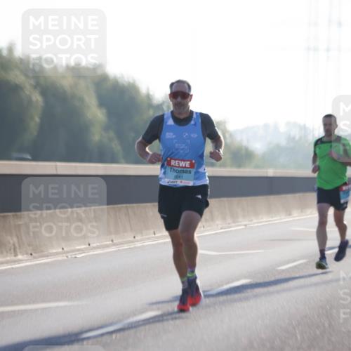 03.10.2025 - Köhlbrandbrückenlauf Jannik Wohlers http://msf.ph/oto/9053865 03.10.2025 09:11:30 Position 3 1041 meine-sportfotos.de
