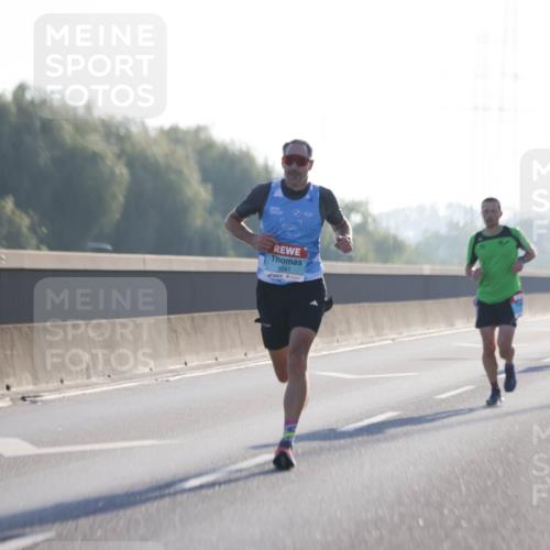 03.10.2025 - Köhlbrandbrückenlauf Jannik Wohlers http://msf.ph/oto/9053880 03.10.2025 09:11:31 Position 3 36, 1041 meine-sportfotos.de