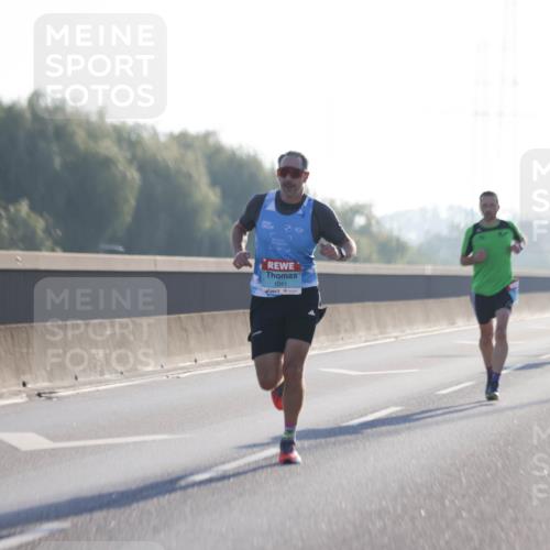 03.10.2025 - Köhlbrandbrückenlauf Jannik Wohlers http://msf.ph/oto/9053889 03.10.2025 09:11:31 Position 3 1041 meine-sportfotos.de