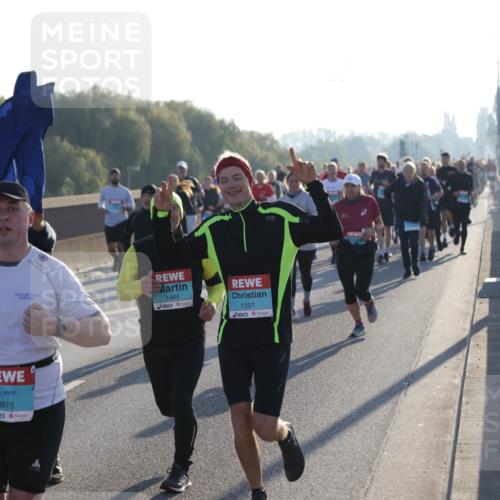 03.10.2025 - Köhlbrandbrückenlauf Jannik Wohlers http://msf.ph/oto/9053909 03.10.2025 09:20:05 Position 3 3815, 1464, 1201 meine-sportfotos.de