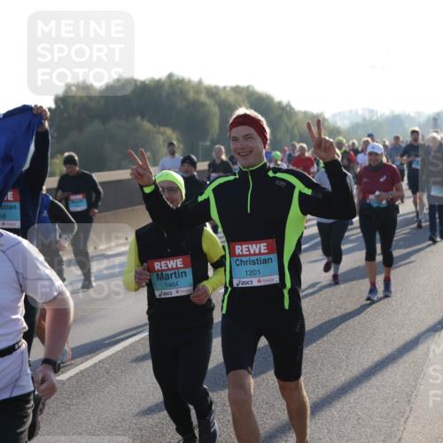 03.10.2025 - Köhlbrandbrückenlauf Jannik Wohlers http://msf.ph/oto/9053948 03.10.2025 09:20:05 Position 3 558, 3815, 1464, 1201 meine-sportfotos.de
