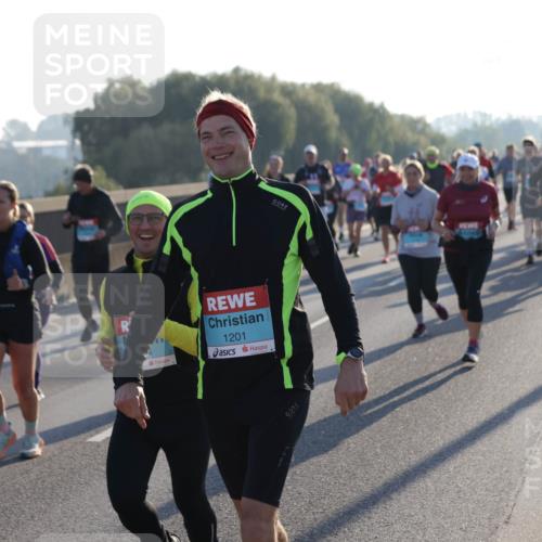 03.10.2025 - Köhlbrandbrückenlauf Jannik Wohlers http://msf.ph/oto/9053987 03.10.2025 09:20:06 Position 3 1558, 1201 meine-sportfotos.de