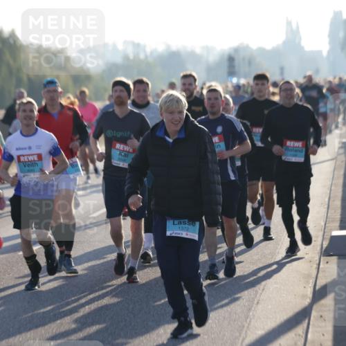 03.10.2025 - Köhlbrandbrückenlauf Jannik Wohlers http://msf.ph/oto/9054068 03.10.2025 09:20:08 Position 3 3048, 1372, 1568 meine-sportfotos.de