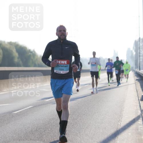 03.10.2025 - Köhlbrandbrückenlauf Jannik Wohlers http://msf.ph/oto/9054070 03.10.2025 09:11:48 Position 3 1026 meine-sportfotos.de