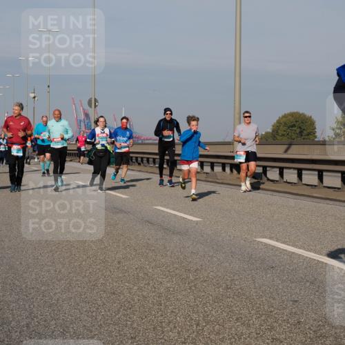 03.10.2025 - Köhlbrandbrückenlauf Fabian Wolf http://msf.ph/oto/9054120 03.10.2025 10:02:35 Position 3  meine-sportfotos.de