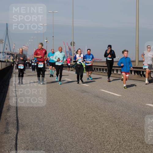 03.10.2025 - Köhlbrandbrückenlauf Fabian Wolf http://msf.ph/oto/9054143 03.10.2025 10:02:36 Position 3  meine-sportfotos.de
