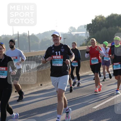 03.10.2025 - Köhlbrandbrückenlauf Jannik Wohlers http://msf.ph/oto/9054147 03.10.2025 09:20:10 Position 3 1829, 11, 2431 meine-sportfotos.de