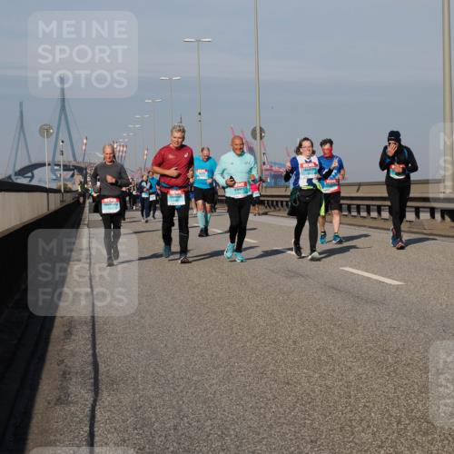 03.10.2025 - Köhlbrandbrückenlauf Fabian Wolf http://msf.ph/oto/9054181 03.10.2025 10:02:37 Position 3  meine-sportfotos.de