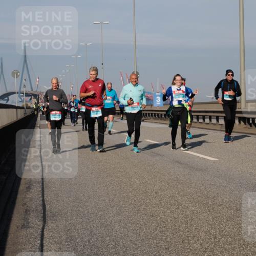 03.10.2025 - Köhlbrandbrückenlauf Fabian Wolf http://msf.ph/oto/9054210 03.10.2025 10:02:37 Position 3 1687 meine-sportfotos.de