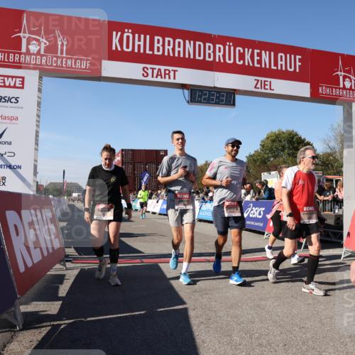 03.10.2025 - Köhlbrandbrückenlauf Lena Gebhardt http://msf.ph/oto/9054216 03.10.2025 13:23:32 Ziel 4450, 4477, 4719, 4752, 4887, 4892, 5003, 5114, 5653, 6291, 6337, 6338, 6378 meine-sportfotos.de