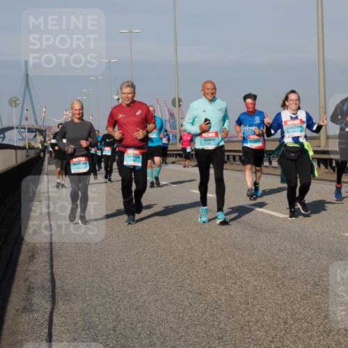 03.10.2025 - Köhlbrandbrückenlauf Fabian Wolf http://msf.ph/oto/9054262 03.10.2025 10:02:38 Position 3 1861, 2023 meine-sportfotos.de