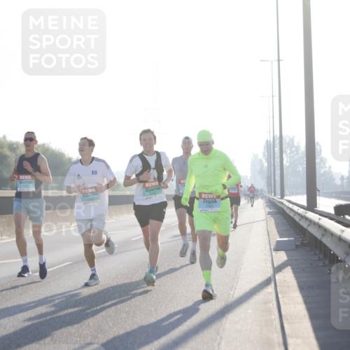 03.10.2025 - Köhlbrandbrückenlauf Jannik Wohlers http://msf.ph/oto/9054303 03.10.2025 09:11:57 Position 3 3154, 3460, 571 meine-sportfotos.de