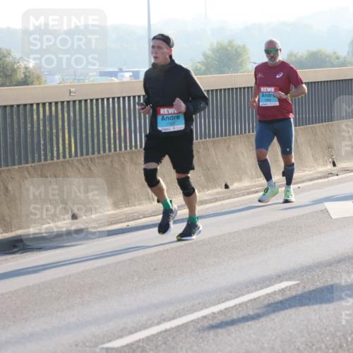 03.10.2025 - Köhlbrandbrückenlauf Lena Gebhardt http://msf.ph/oto/9054325 03.10.2025 09:16:28 Position 1 1703 meine-sportfotos.de