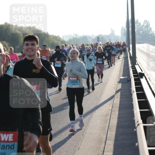 03.10.2025 - Köhlbrandbrückenlauf Jannik Wohlers http://msf.ph/oto/9054351 03.10.2025 09:20:14 Position 3 1588, 1954 meine-sportfotos.de