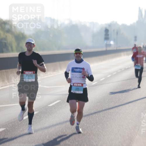 03.10.2025 - Köhlbrandbrückenlauf Jannik Wohlers http://msf.ph/oto/9054353 03.10.2025 09:12:06 Position 3 3299, 3740 meine-sportfotos.de