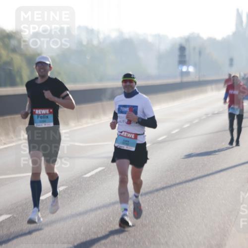 03.10.2025 - Köhlbrandbrückenlauf Jannik Wohlers http://msf.ph/oto/9054364 03.10.2025 09:12:06 Position 3 3299, 3740 meine-sportfotos.de