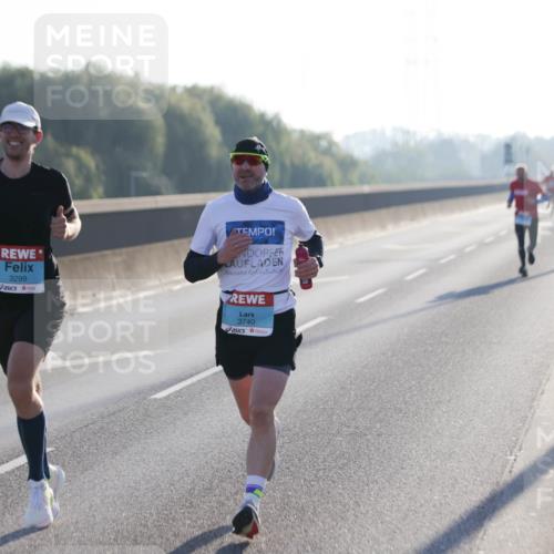 03.10.2025 - Köhlbrandbrückenlauf Jannik Wohlers http://msf.ph/oto/9054404 03.10.2025 09:12:09 Position 3 3299, 3740 meine-sportfotos.de