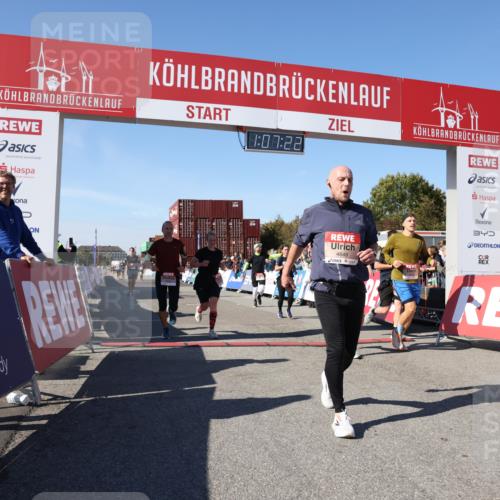 03.10.2025 - Köhlbrandbrückenlauf Lena Gebhardt http://msf.ph/oto/9054455 03.10.2025 13:07:22 Ziel 4287, 4288, 4590, 4649, 4794, 4806, 5645, 5646, 5870, 5872, 6302, 6459 meine-sportfotos.de