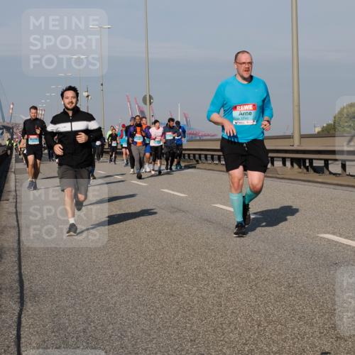 03.10.2025 - Köhlbrandbrückenlauf Fabian Wolf http://msf.ph/oto/9054534 03.10.2025 10:02:44 Position 3 1740 meine-sportfotos.de