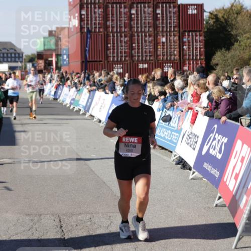 03.10.2025 - Köhlbrandbrückenlauf Jannik Wohlers http://msf.ph/oto/9054569 03.10.2025 13:09:57 Ziel 4260, 4625, 4718, 4787, 4837, 4929, 5520, 5763, 5941, 6083, 6750, 6764 meine-sportfotos.de
