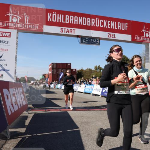 03.10.2025 - Köhlbrandbrückenlauf Lena Gebhardt http://msf.ph/oto/9054579 03.10.2025 13:23:44 Ziel 4285, 4465, 4743, 4752, 4918, 5081, 5093, 5397, 5653, 5855, 6728 meine-sportfotos.de