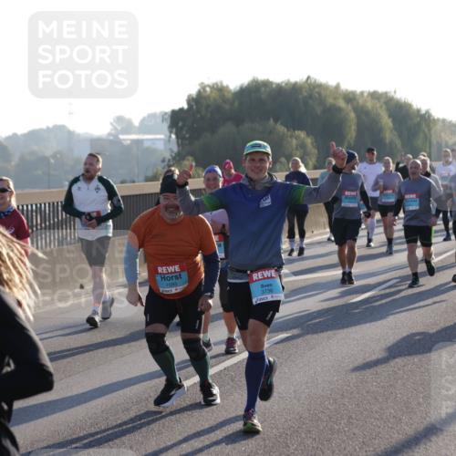 03.10.2025 - Köhlbrandbrückenlauf Jannik Wohlers http://msf.ph/oto/9054588 03.10.2025 09:20:20 Position 3 3445, 1593, 3736 meine-sportfotos.de