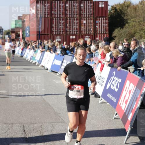 03.10.2025 - Köhlbrandbrückenlauf Jannik Wohlers http://msf.ph/oto/9054592 03.10.2025 13:09:57 Ziel 4260, 4625, 4718, 4787, 4837, 4929, 5520, 5763, 5941, 6083, 6750, 6764 meine-sportfotos.de