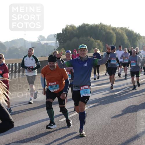 03.10.2025 - Köhlbrandbrückenlauf Jannik Wohlers http://msf.ph/oto/9054597 03.10.2025 09:20:20 Position 3 3445, 453, 1593, 3736 meine-sportfotos.de