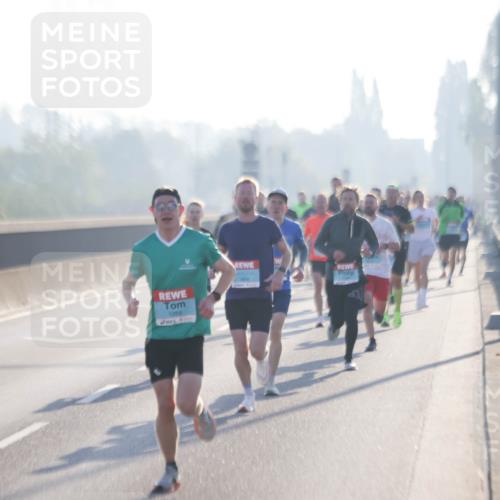 03.10.2025 - Köhlbrandbrückenlauf Jannik Wohlers http://msf.ph/oto/9054641 03.10.2025 09:12:29 Position 3 1268 meine-sportfotos.de